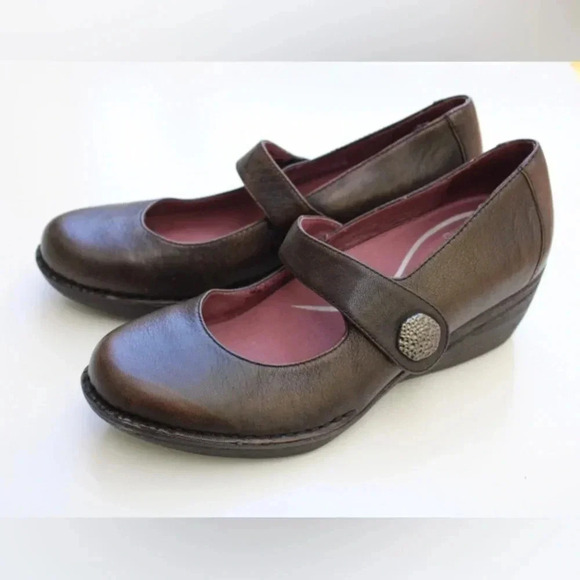 NWOT Dansko Mary Jane wedges - Picture 2 of 10